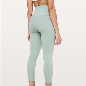 Lululemon Original Nulu Align Cropped Leggings 23” Size 2 Mint Green